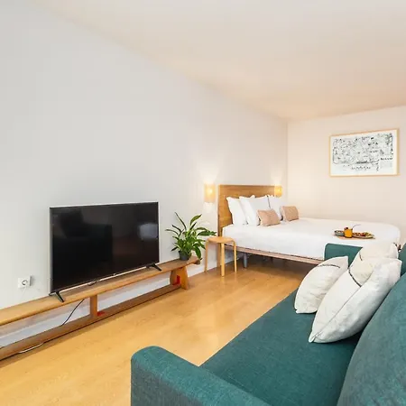 Dream On - Almada Lofts ポルト