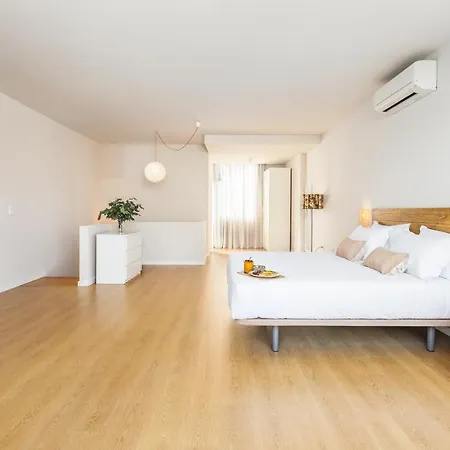 Dream On - Almada Lofts 아파트 포르투